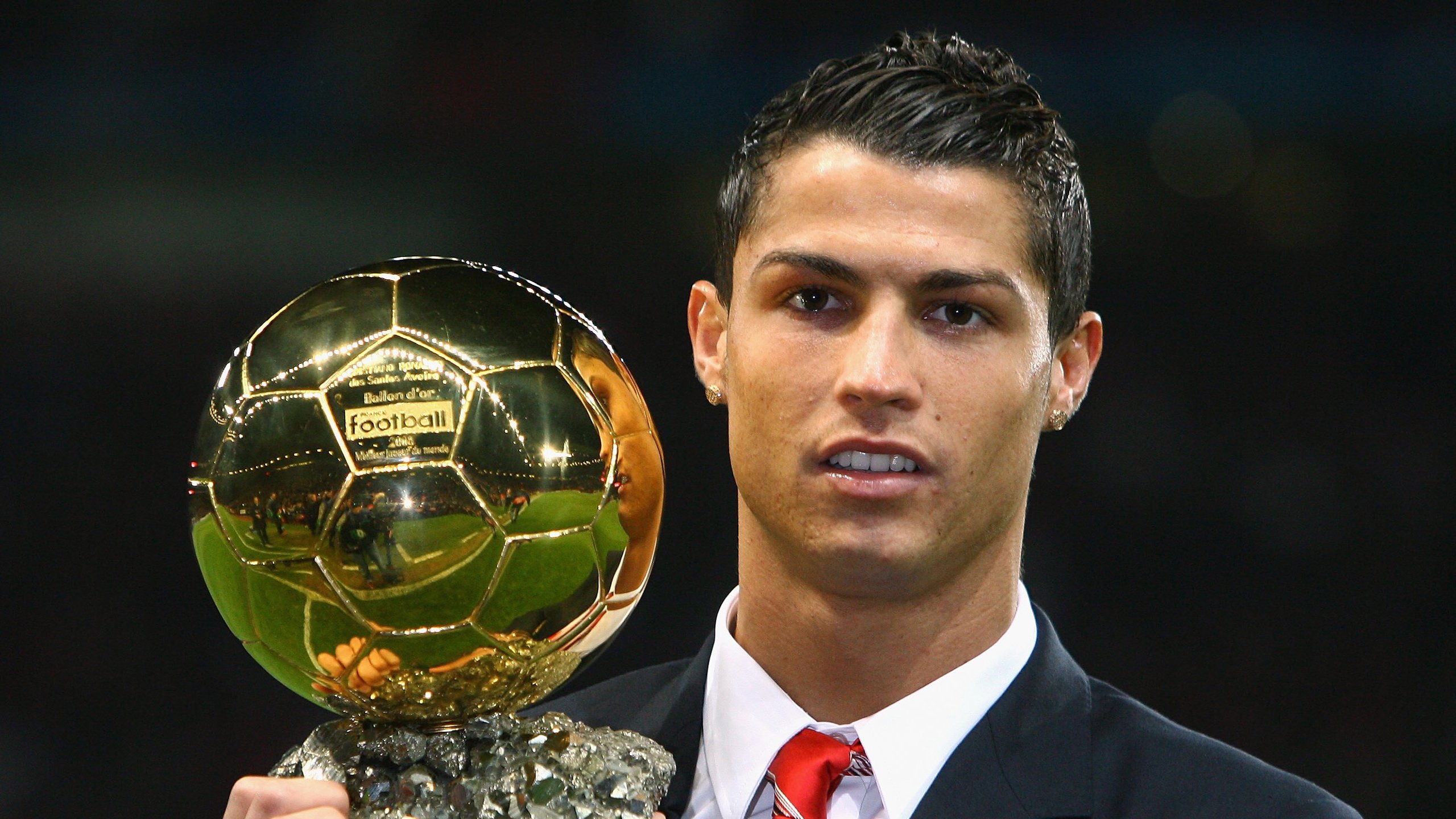 阿扎伦卡关键节点惊险取胜，老鹰带队取胜！